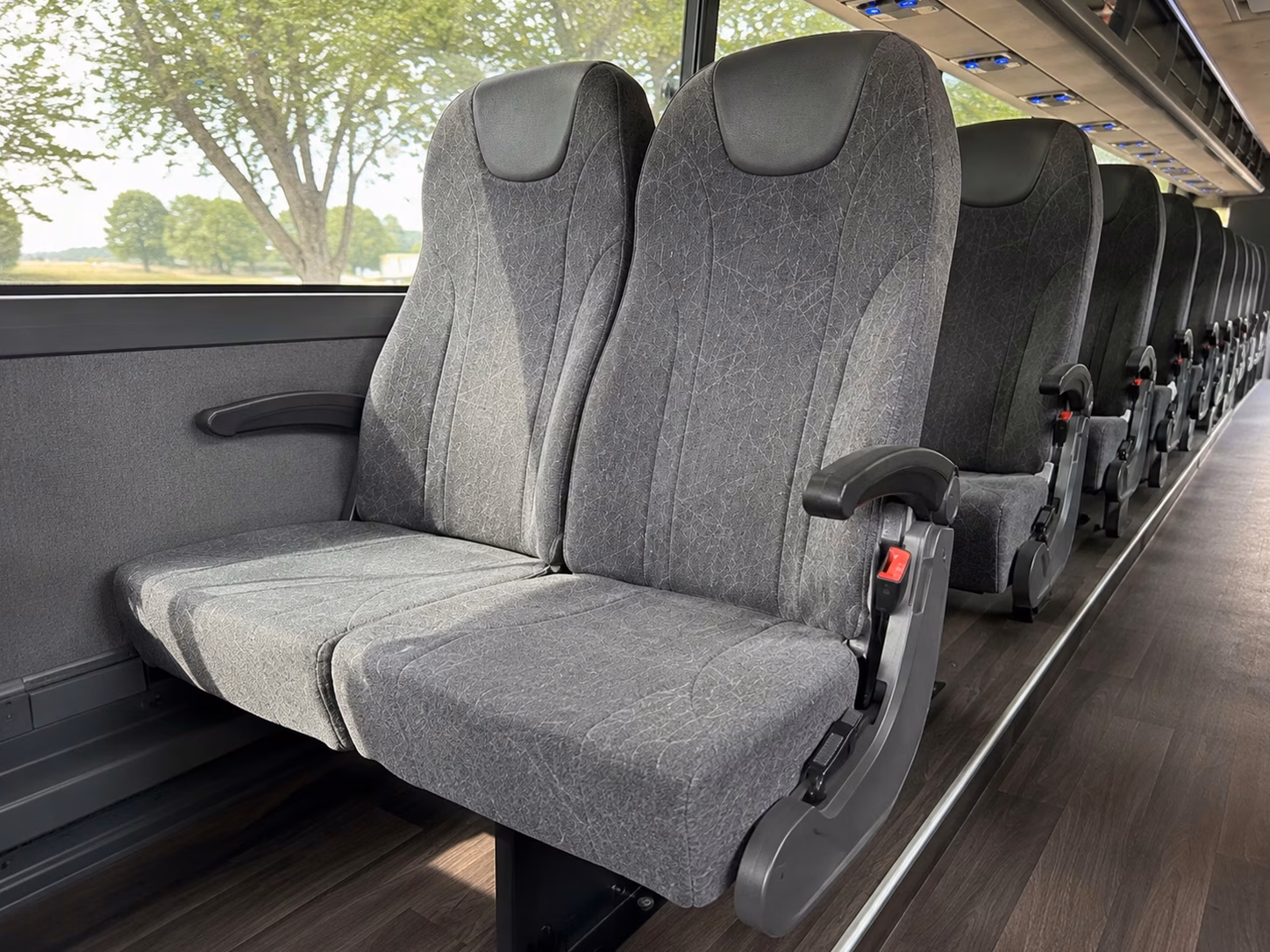 how where and when you re traveling affects mission charter bus rental rates