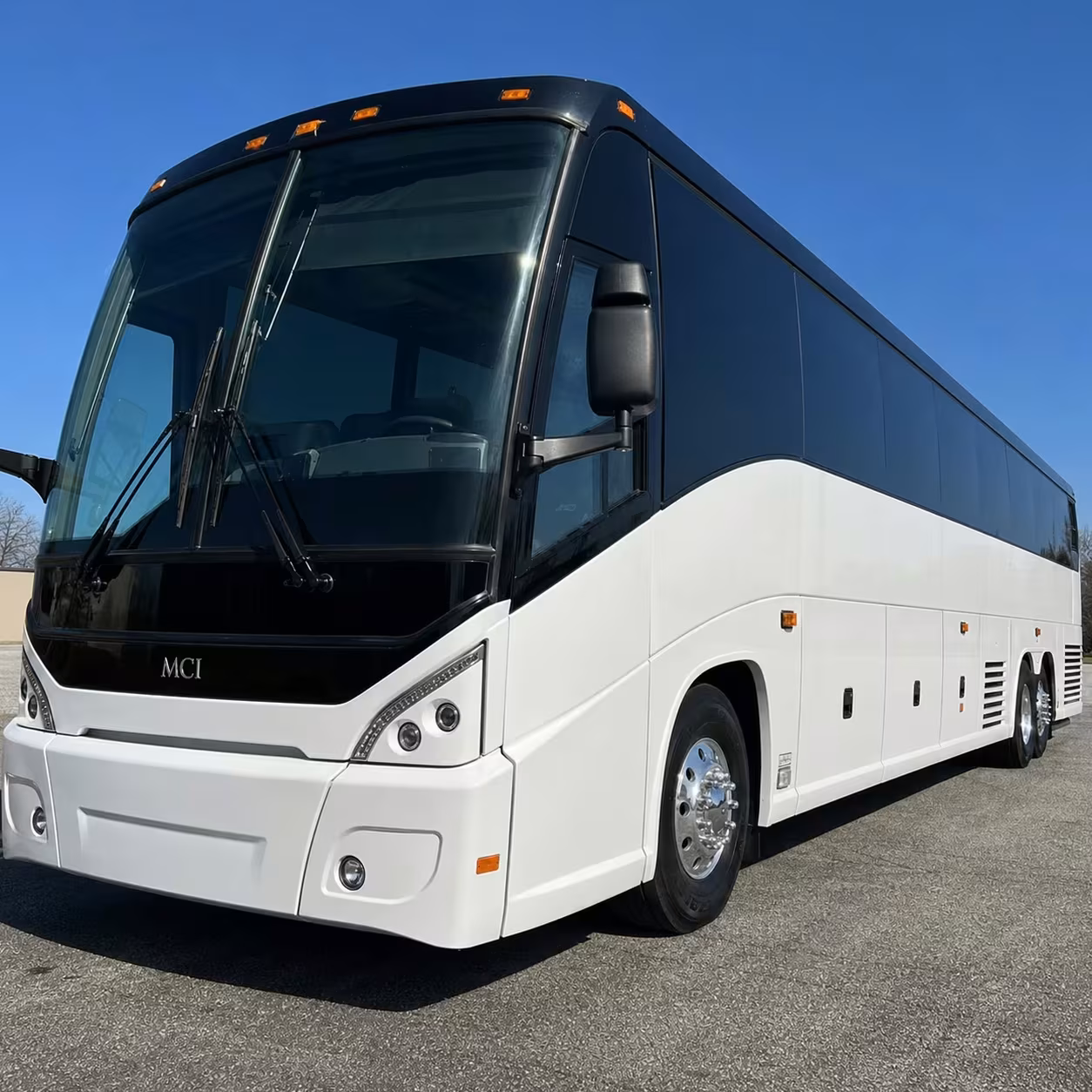 mission airport transportation to laredo and corpus christi