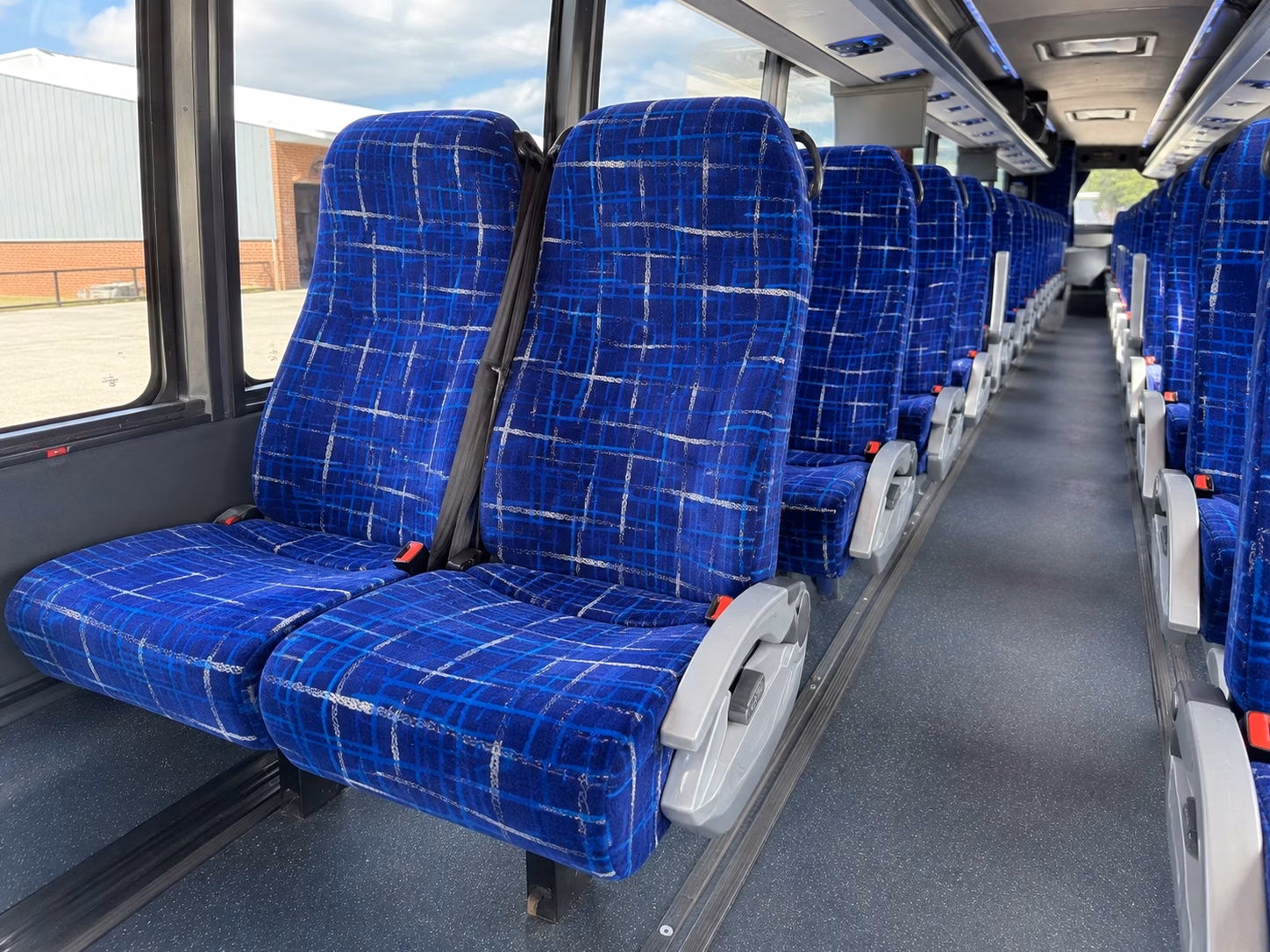 mission charter bus rentals for vaqueros and vipers basketball