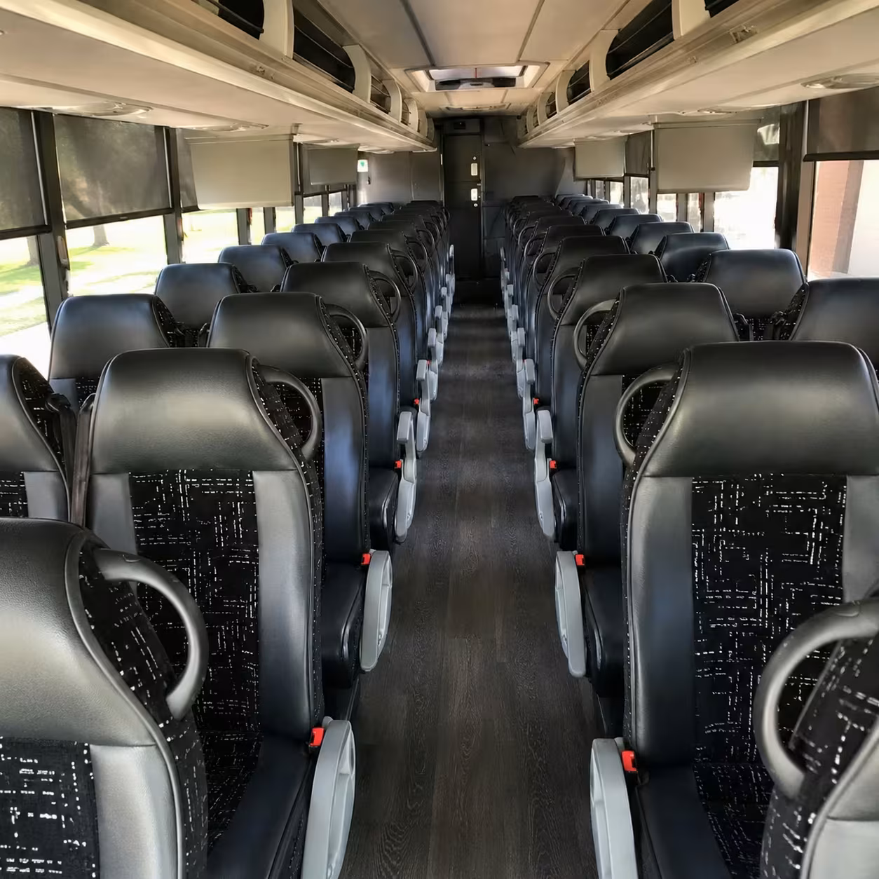 wheelchair accessible charter buses for mission government groups